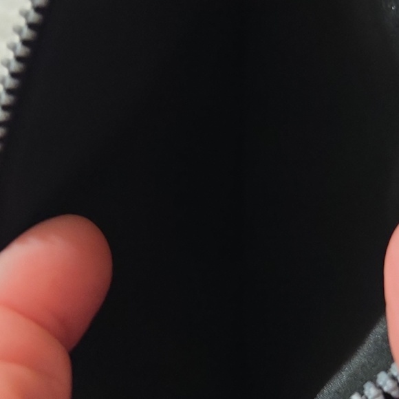 NINE WEST WRISTLET - Picture 3 of 3